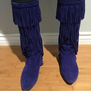 Boots with fringe